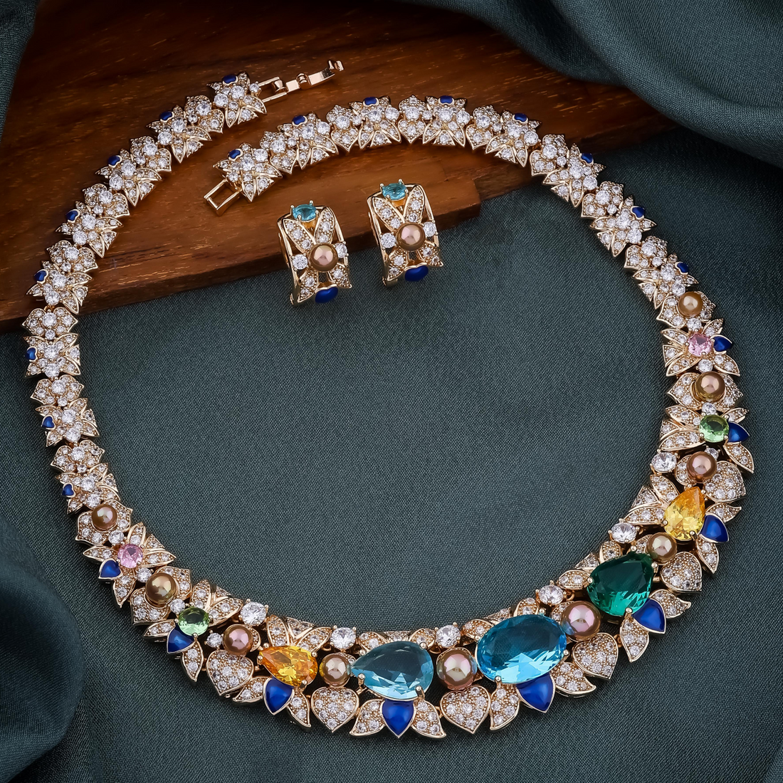 Multicolor Blossom Necklace Set