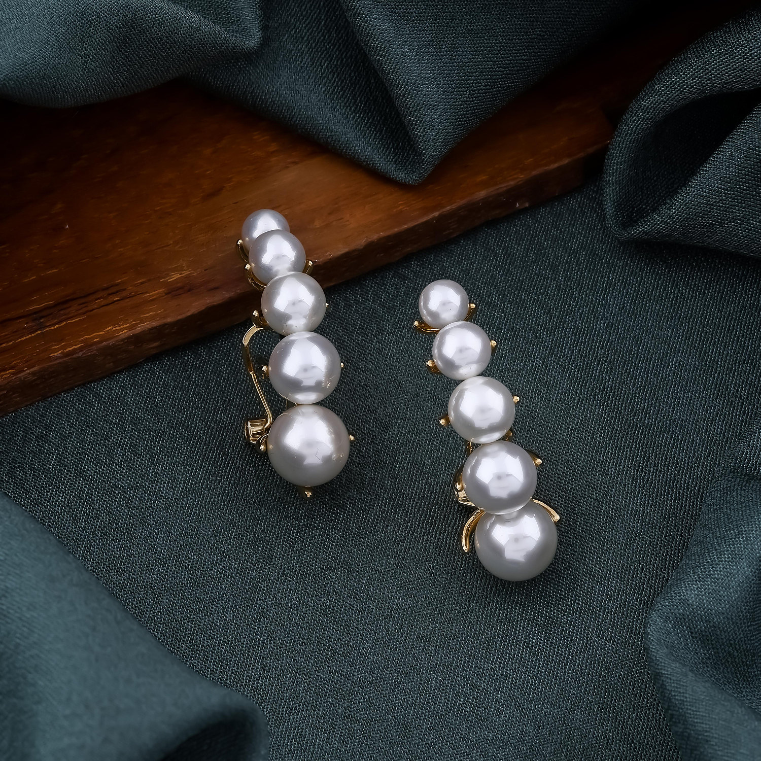Classic Multi-Pearl drop earrings