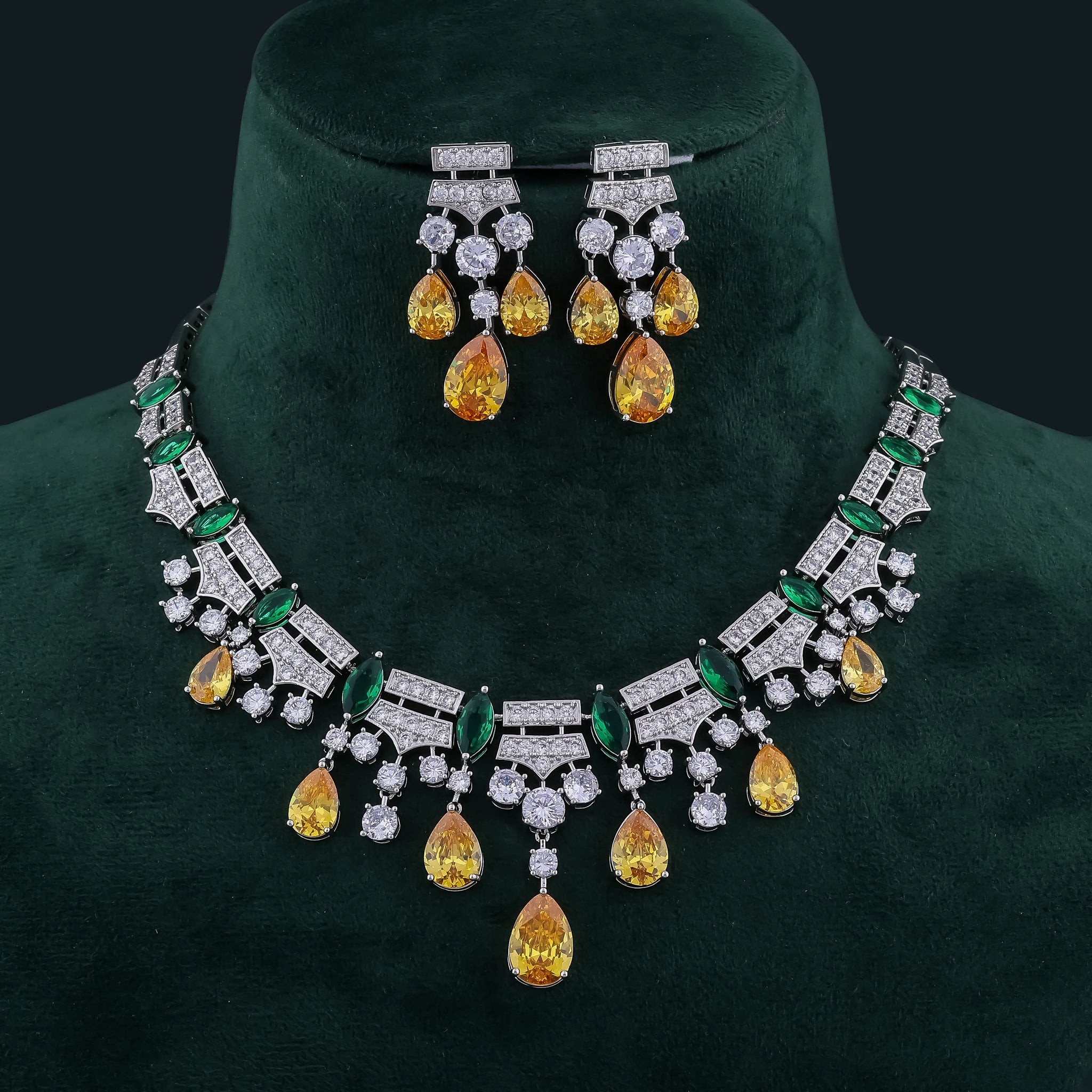 Emerald & yellow Teardrop Necklace set
