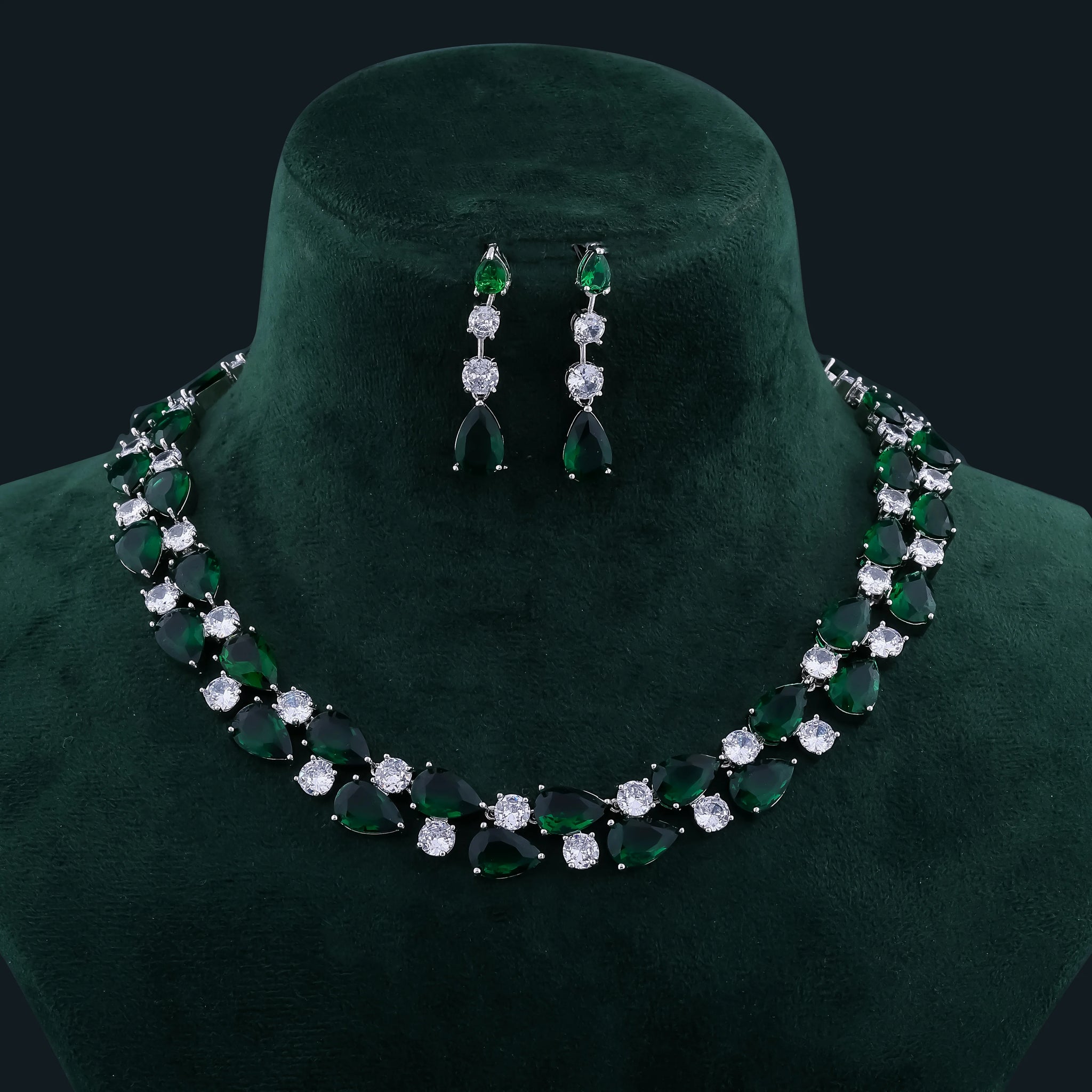 Emerald & Diamond Teardrop Necklace Set
